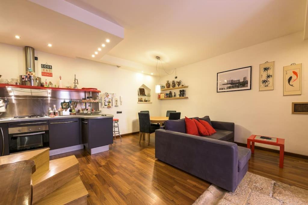Traditional Apartment In Old City บารี ภายนอก รูปภาพ