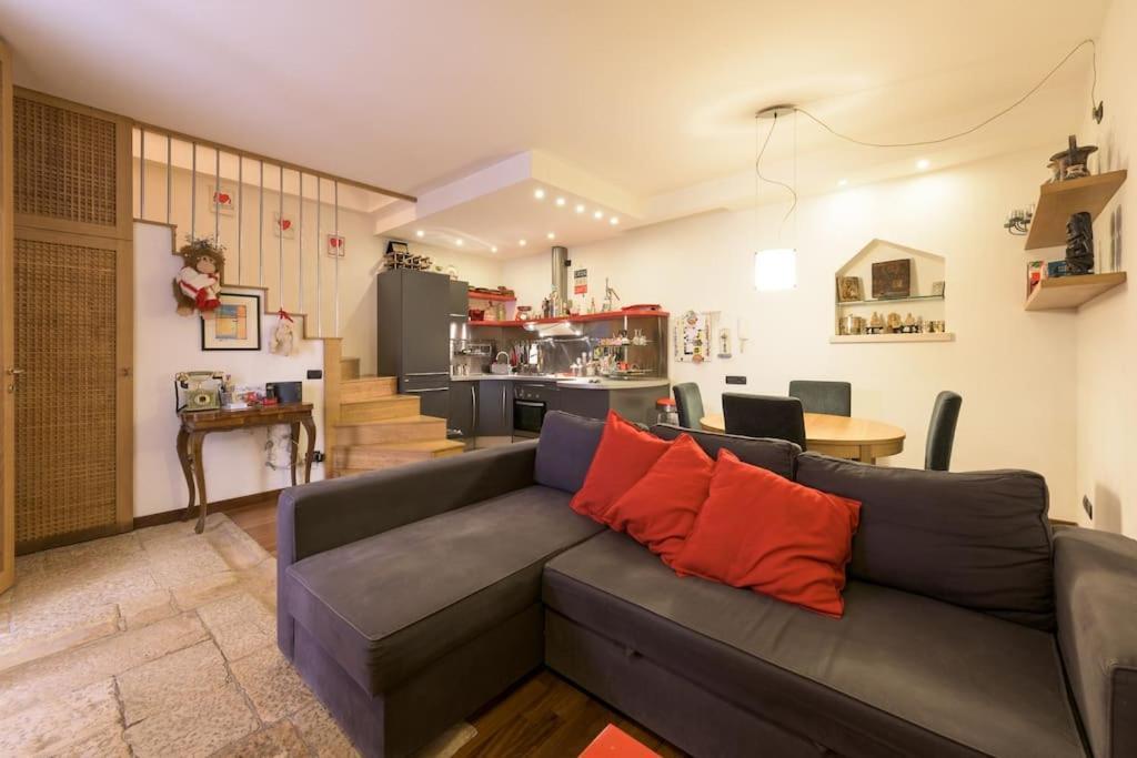 Traditional Apartment In Old City บารี ภายนอก รูปภาพ